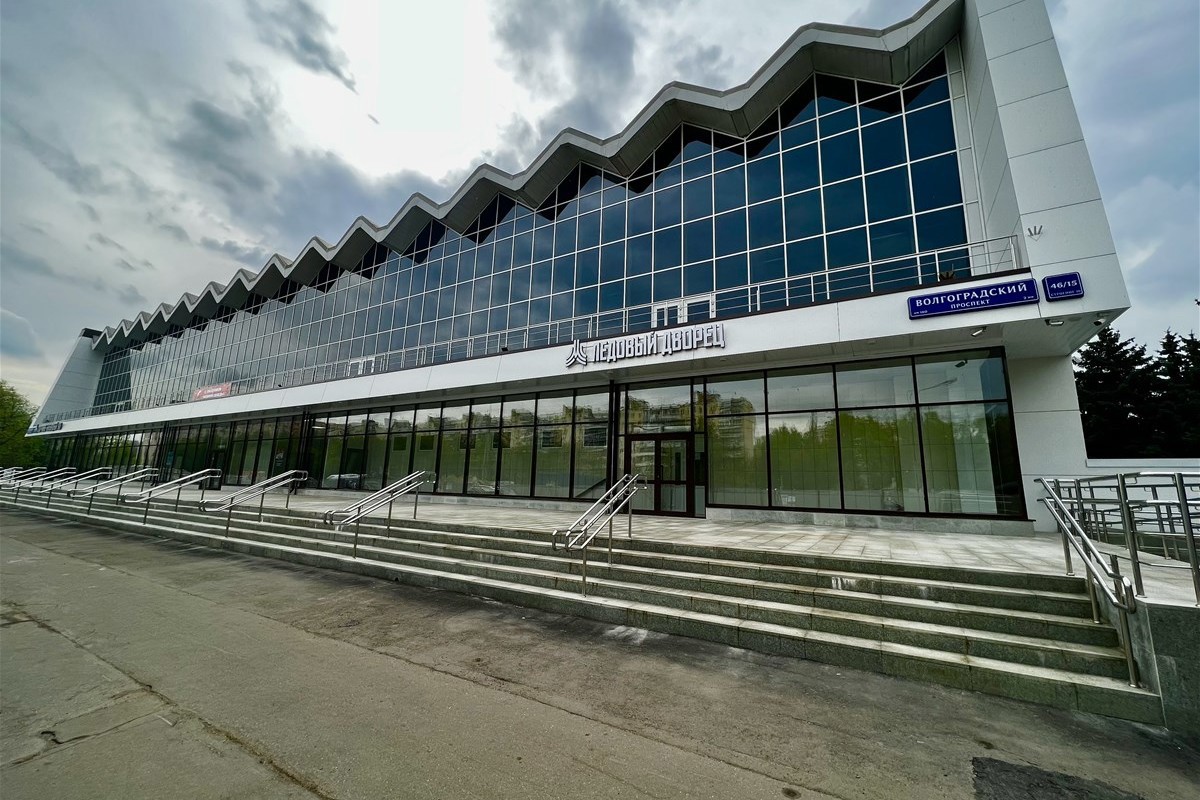 Площадка для кёрлинга крытая, «ликвидировано, перенесено»